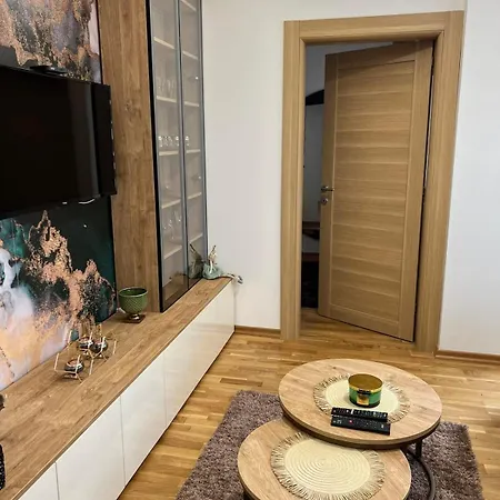 Vanja Lux 2 Vip Bogic